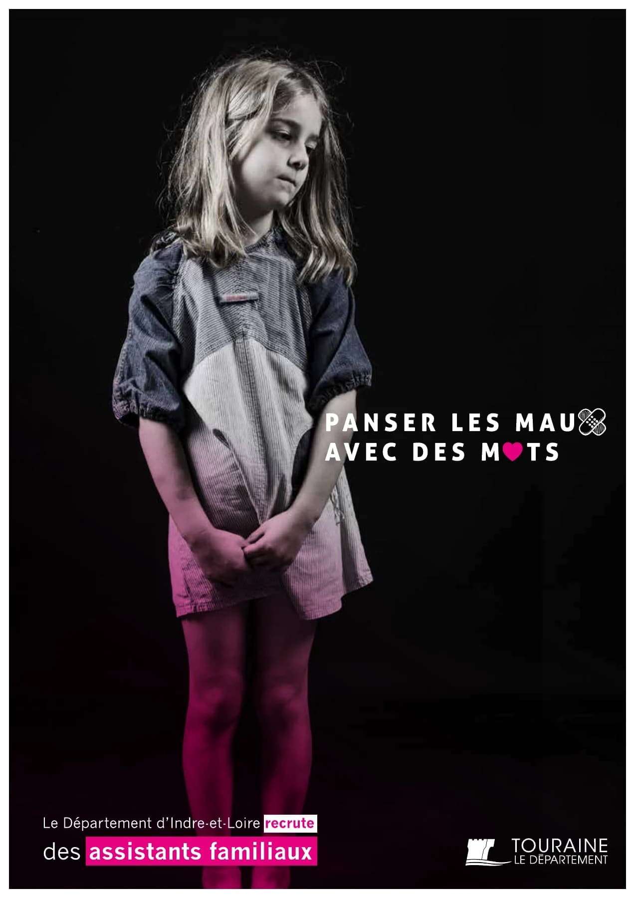Campagne Assistants familiaux : portrait d’une enfant et signature « Panser les maux avec des mots »